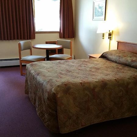 Yellowhead Motel Valemount Esterno foto